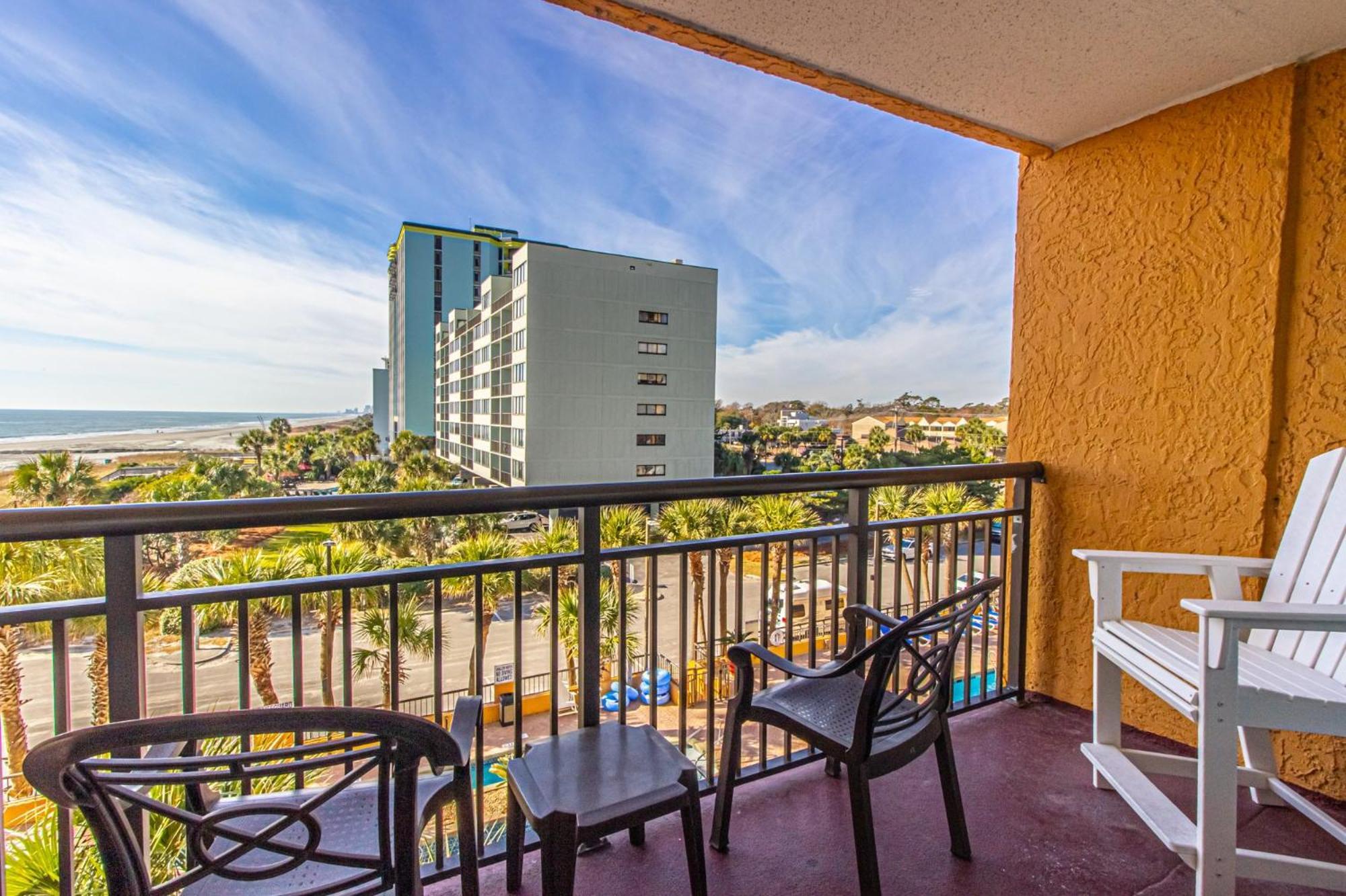Oversized Ocean View Queen Suite With Beautiful Fireplace And Accents - Sleeps 4 Guests! Myrtle Beach Kamer foto